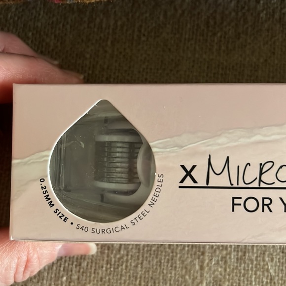 Kitsch Micro Derma Roller - Picture 8 of 8